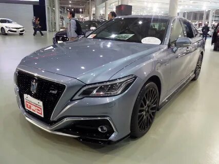 Toyota crown rs