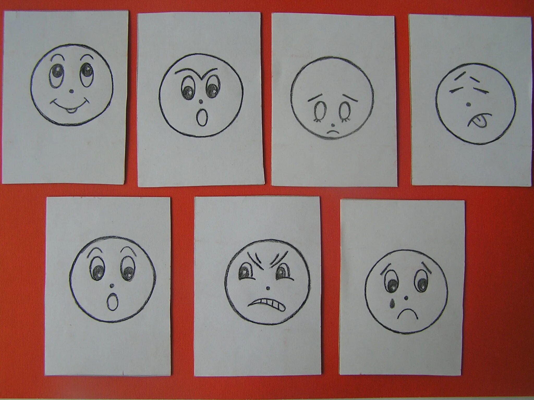 Нарисовать настроение картинки. Изображения эмоций для дошкольников. Пиктограммы эмоций для детей. Эмоции для рисования для дошкольников. Пиктограммы эмоций для дошкольников.