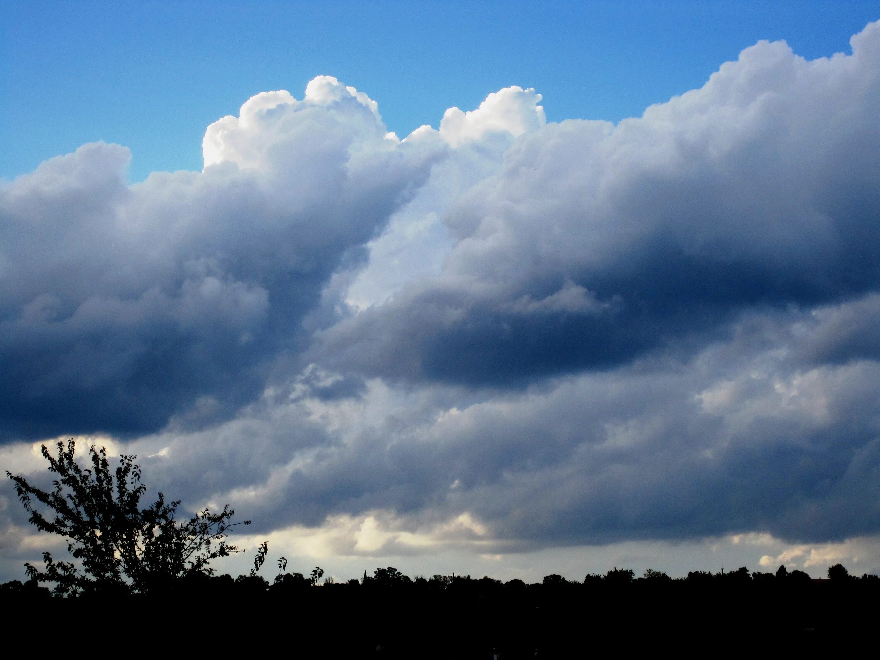 Clouds rolling