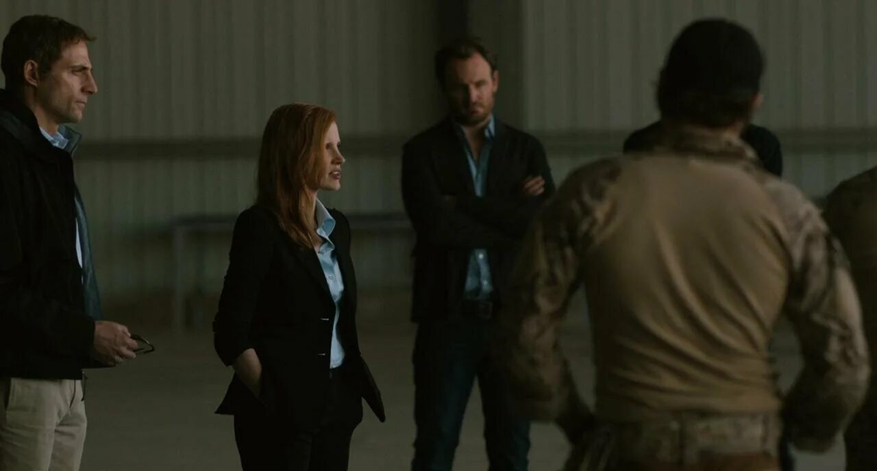 Zero dark thirty (2012). цель номер один zero dark thirty, 2012. джессика честейн и кэтрин бигелоу. цель номер один реж кэтрин бигелоу 2012. цель номер один пратт.