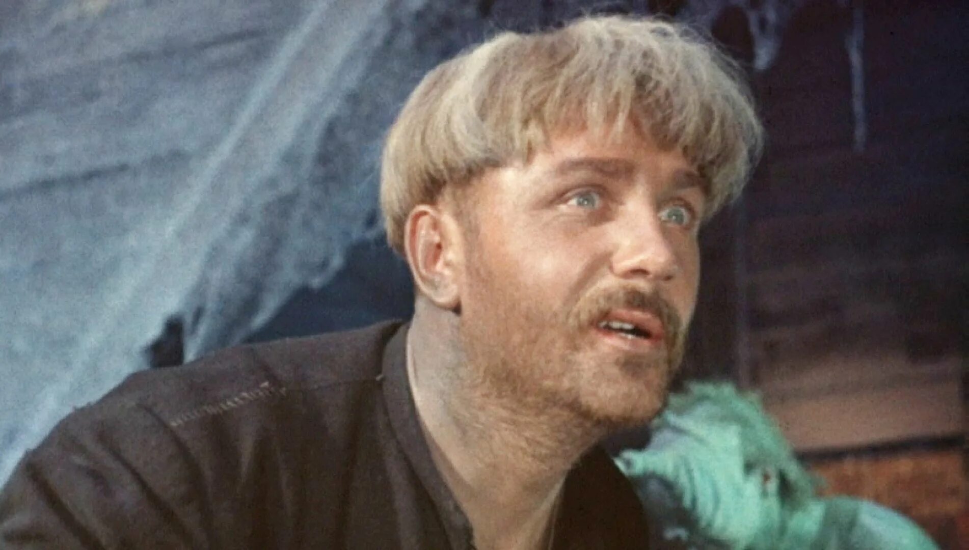 Где снимался куравлев. Леонид куравлёв вий. Леонид куравлёв. Афоня фильм 1975 леонид куравлёв. Актёр куравлёв 2022.