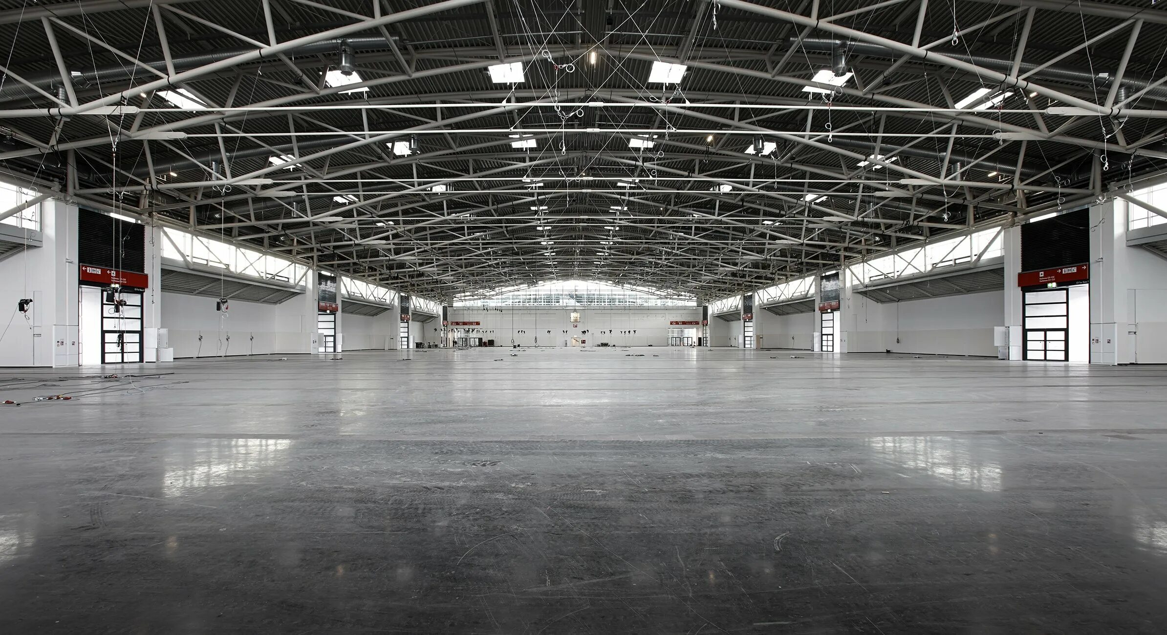 Выставочный павильон внутри. Фон пав. Молекула воздуха. Молекула это в химии. Фон пав.