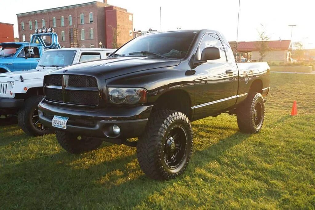 Налог на додж. Dodge ram 1500 2003. dodge ram 2003 5.7. додж рам 2003. vin dodge ram 1500.