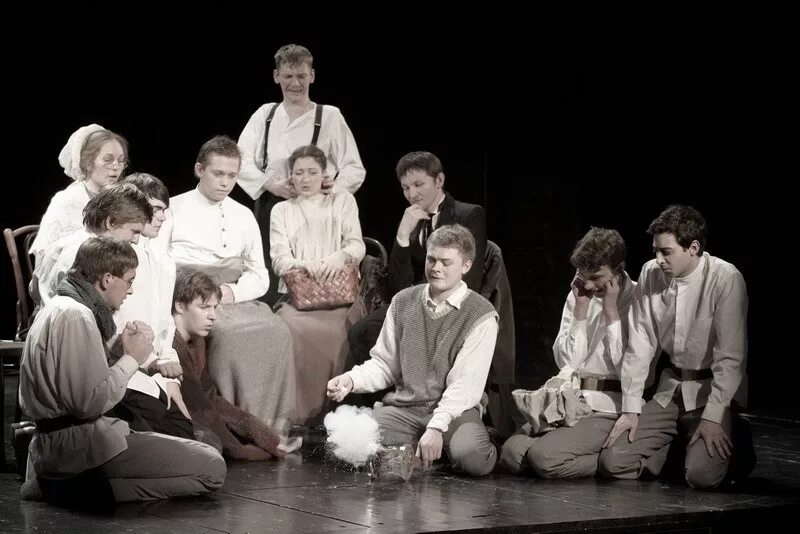 спектакль мальчики достоевский иркутск фото. мальчики театр. мальчики театр. мальчики театр. мальчик в театре.
