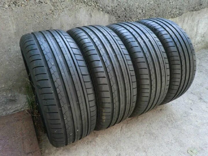 Dunlop sp sport r19. 245/35 R19 Dunlop Sport Maxx RUNFLAT. 245/35 R19 Dunlop Sport Maxx RUNFLAT летняя. Резина Dunlop SP Sport Maxx 255 35 19. Dunlop Sport Maxx gt RF 245 40 20.