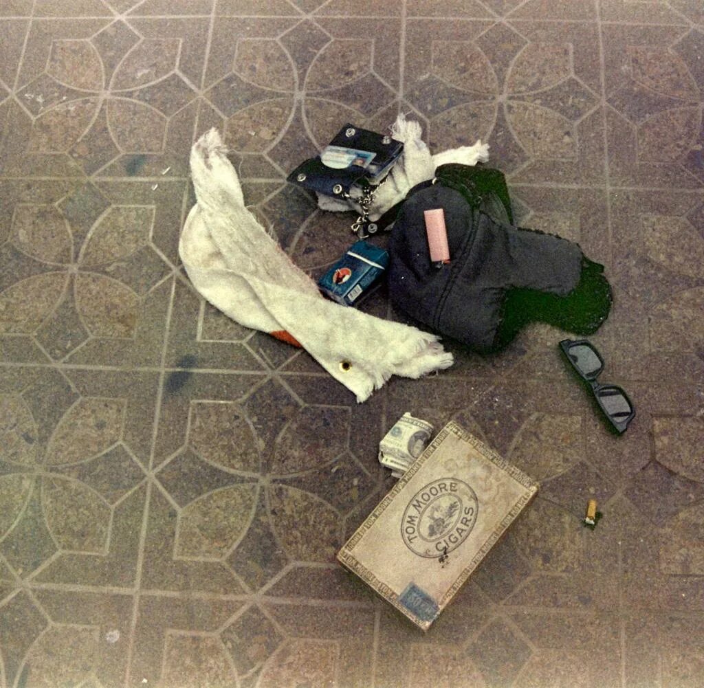 Kurt cobain курт кобейн. Ремингтон 11 кобейн. Курт кобейн с дробовиком. Ружье из которого застрелился курт кобейн. Ружье из которого застрелился курт кобейн.