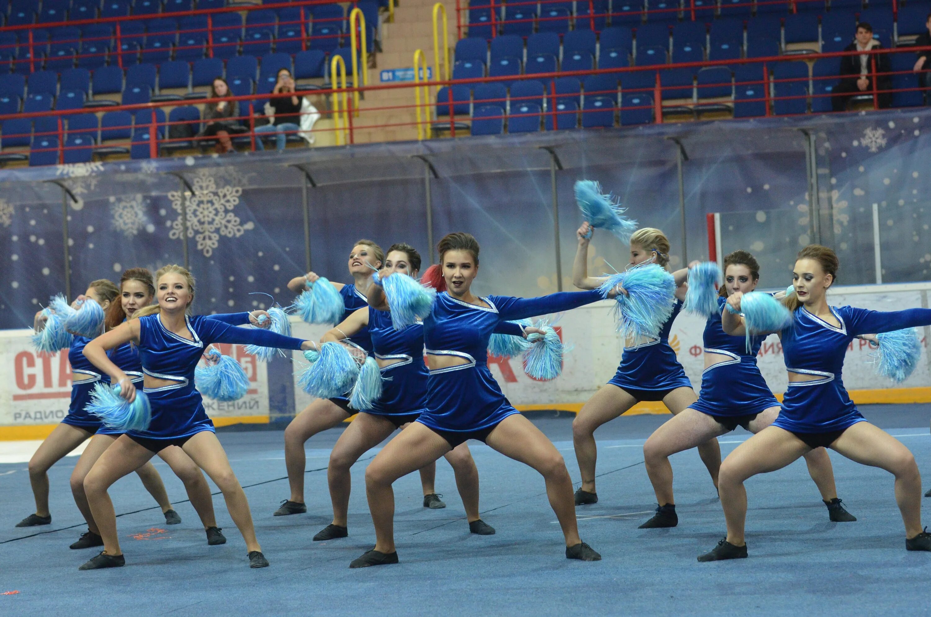 костюмы чир спорт фристайл. нео данс черлидинг фристайл. чир пируэт. чир джаз двойка юниоры. чир спорт звезды тверь.