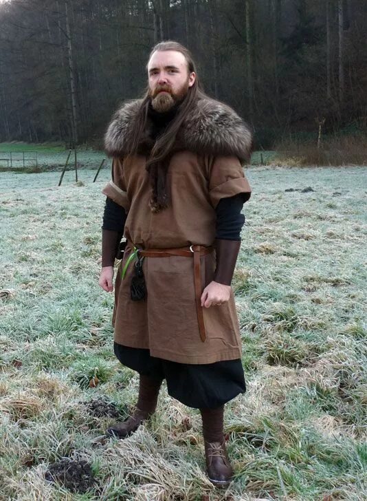 Hedeby coat found on https://m.facebook.com/home.php?hrc=1&refsrc=http://h.faceb
