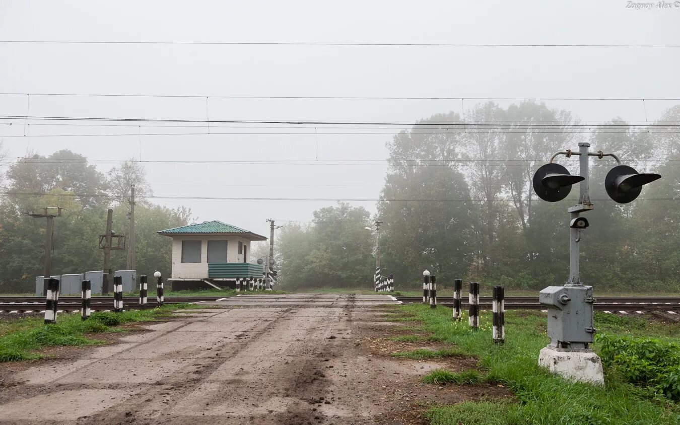 Переехать в нижегородскую область. Нерегулируемый ж/д переезд. Нерегулируемый Железнодорожный переезд. ЖД переезд нерегулируемый. Нерегулированный ЖД переезд.