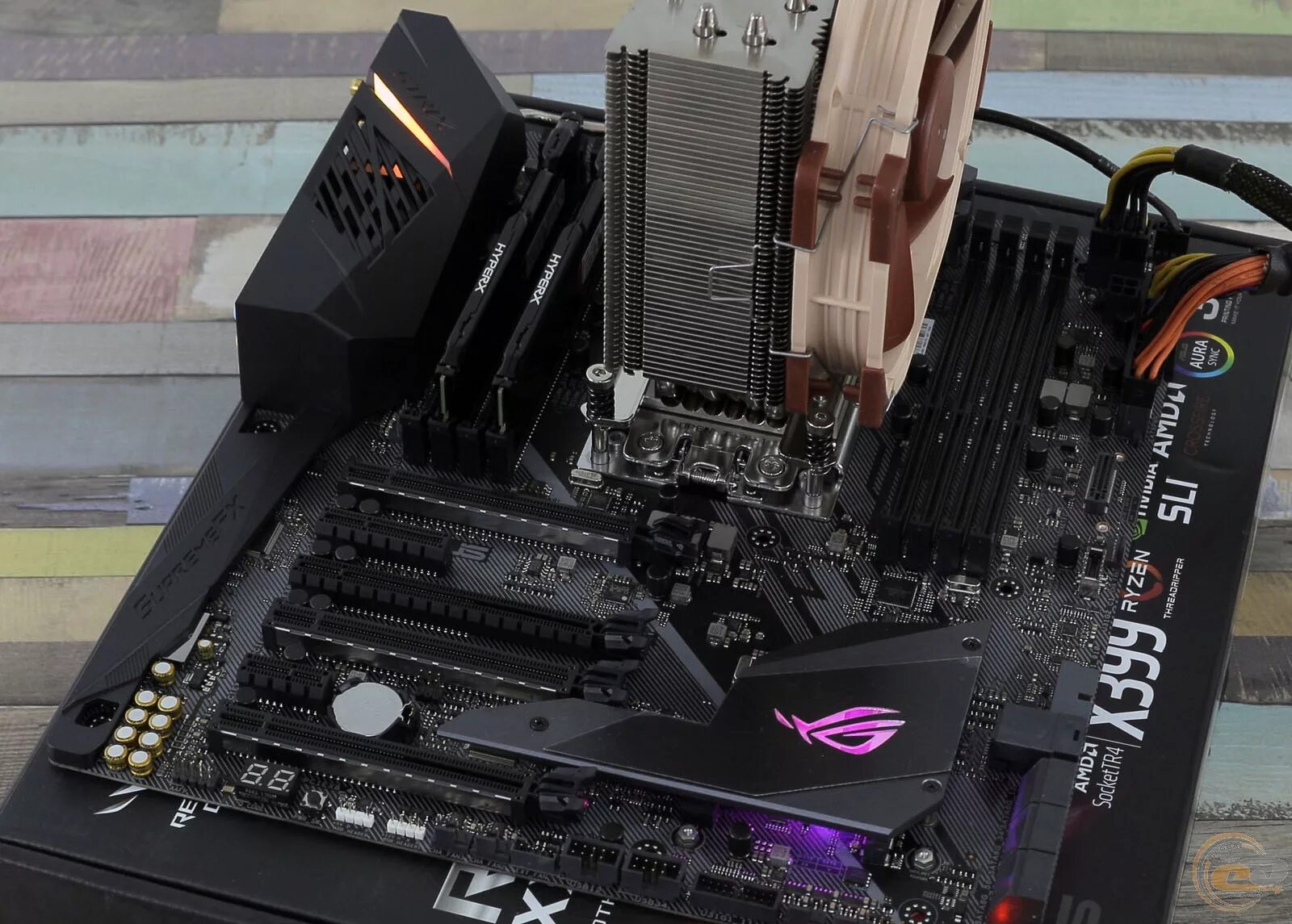 Asus rog strix x670e a gaming. Материнка с асус Аура. ROG Strix x399-e Gaming. Strix x79. ASUS 399.