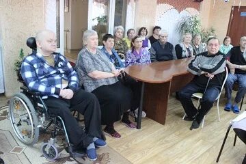 Балаковский дом интернат. Коросткина юлия балаково дом интернат. Дом престарелых г. Дом интернат харабали сотрудники. Балаково.