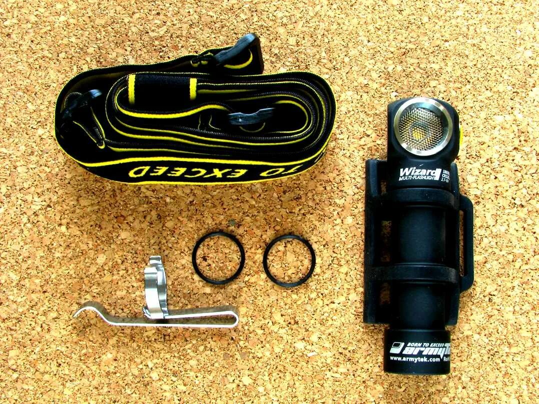 Визард с2 про. Фонарь армитек визард с2 про. armytek wizard с2 про фонарь. armytek wizard c1 и c2. визард про фонарь налобный армитек с2.