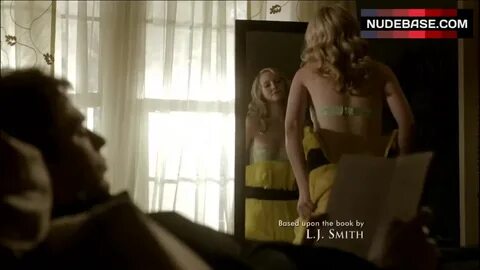 Nude Candice Accola. 
