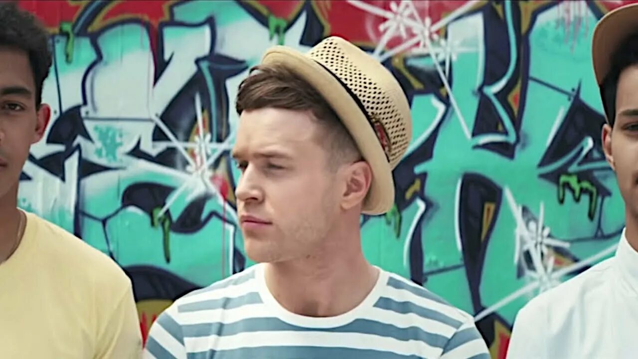 Olly murs heart skips a beat. My heart skips a beat открытка. Heart skips a beat. My heart skips a beat открытка. Олли мателла.