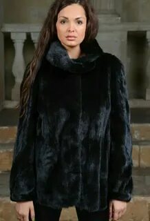 Короткая норковая шуба автоледи