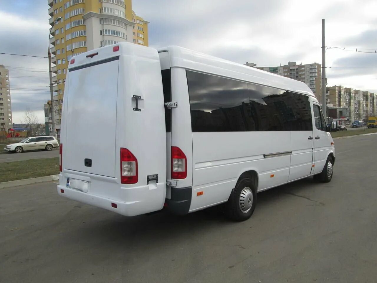 Mercedes-Benz Sprinter 313. Спринтер 313 CDI. Мерседес Бенц 313 CDI Sprinter.