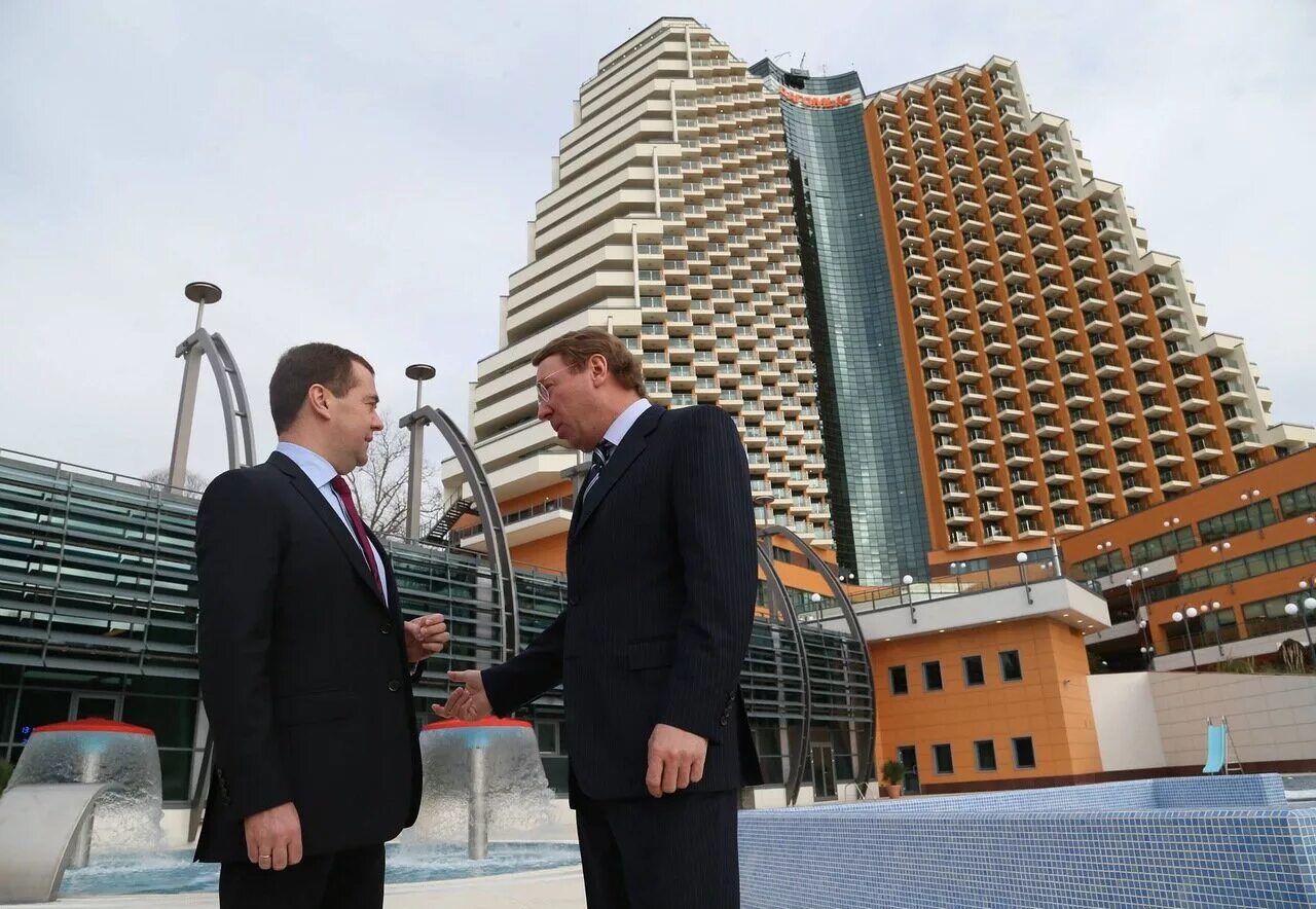 дмитрий малыхин сочи. дагомыс оздоровительный комплекс ссср. депутаты дагомыса. директор комплекса дагомыс. Grand royal residences сочи.