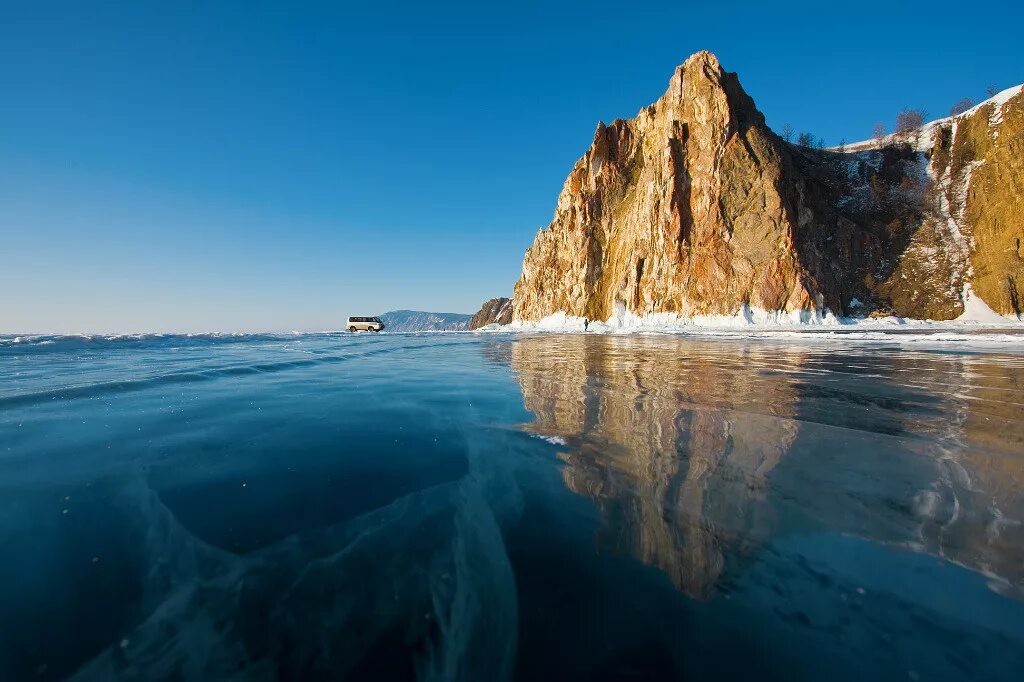 Озеро байкал 40. Озеро Байкал Байкальская вода. Прозрачность озера Байкал. Питенин Байкал. Лед Байкала.