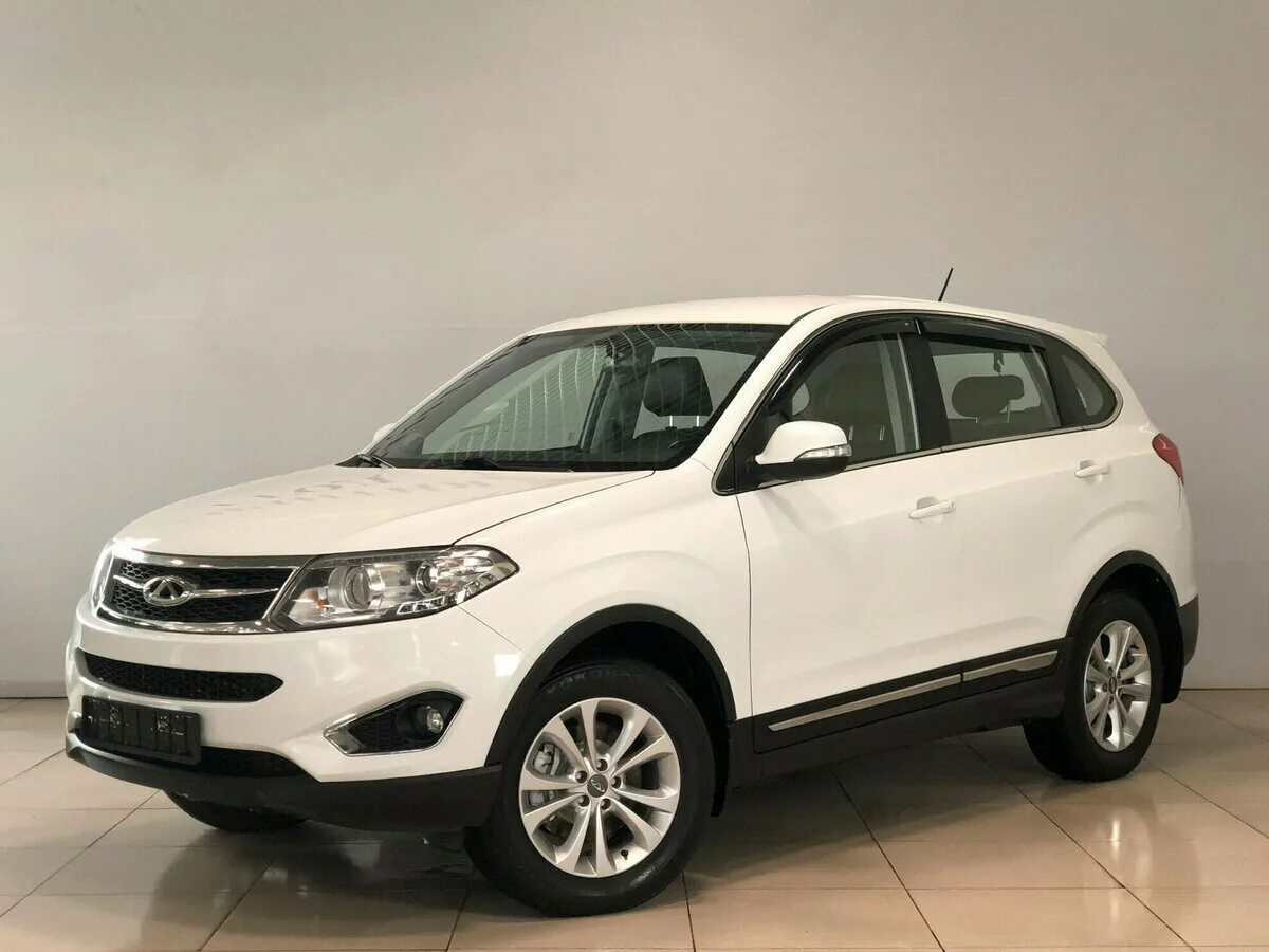 Чери тигго 2015 год. Чери Тигго 5 2015 года. Чери белая. Geely Chery. Chery Tiggo 5 i Рестайлинг 2.0 CVT (136 Л.С.) чёрный с пробегом.