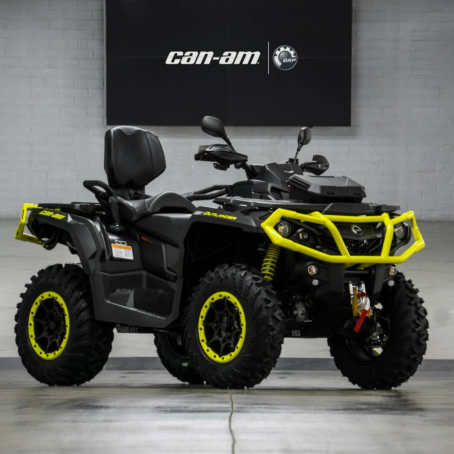 Куплю брп 650. Can-am Outlander Max XT-P 1000r. Квадроцикл Outlander Max 1000r XT-P. Квадроциклы BRP Outlander Max 1000 XT. Квадроцикл BRP Outlander 1000.