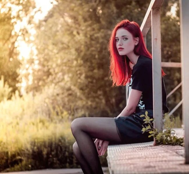 екатерина ясногородская 2021. рыжая девушка в платье. рыжая девушка в полный рост. худая рыжая девушка. худая рыжая девушка.