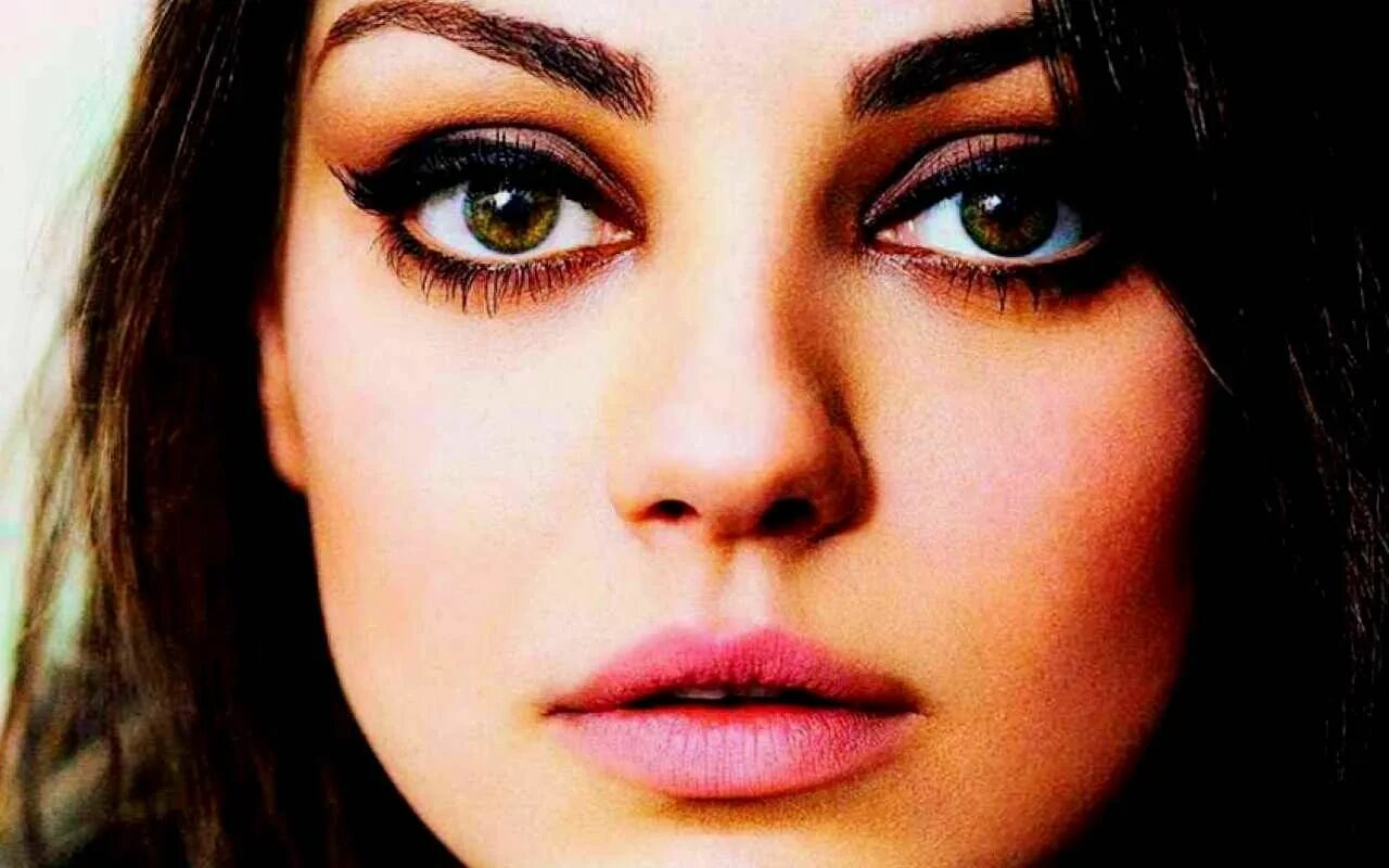 MILA KUNIS HOT - YouTube