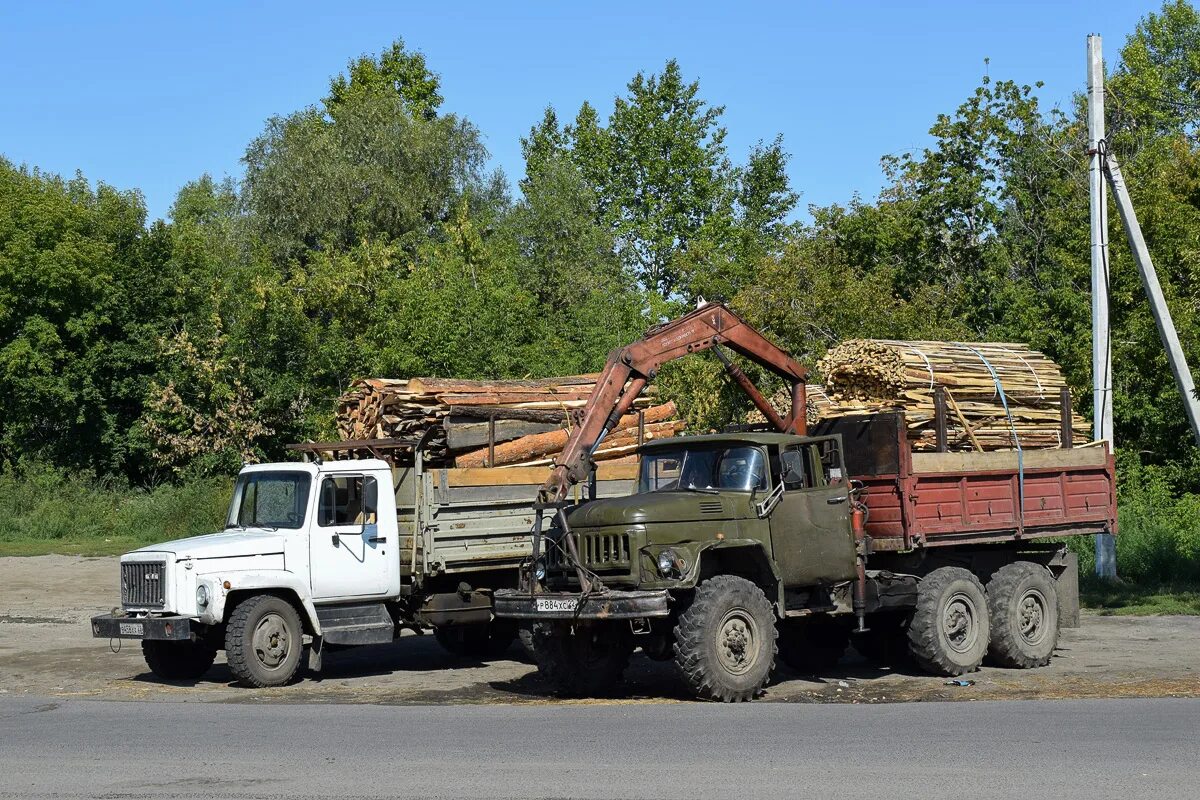 Зил 131 алтайский край. ЗИЛ-САЗ-131. ЗИЛ 131 самосвал с дровами. ЗИЛ 131 самосвал Алтайский край.