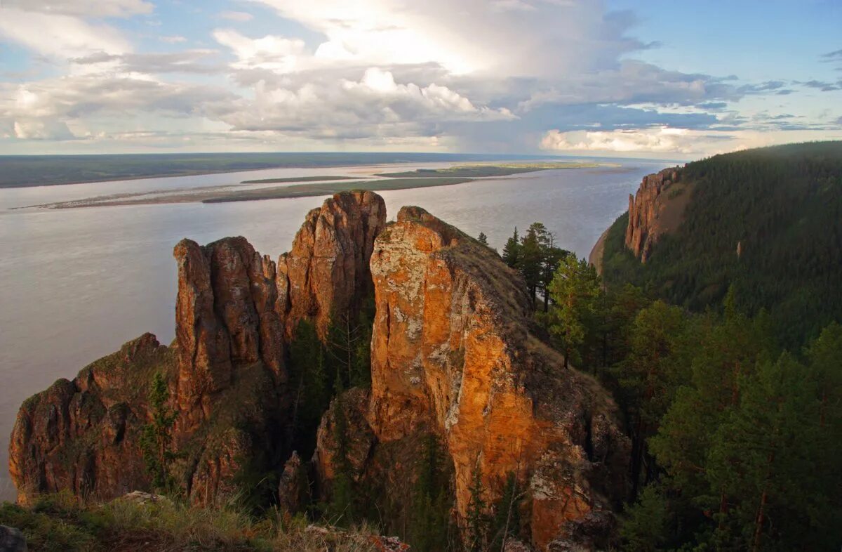 Саха Якутия Ленские столбы. Республика Саха Якутия река Лена. Природный парк Ленские столбы. Река Лена Ленские столбы.