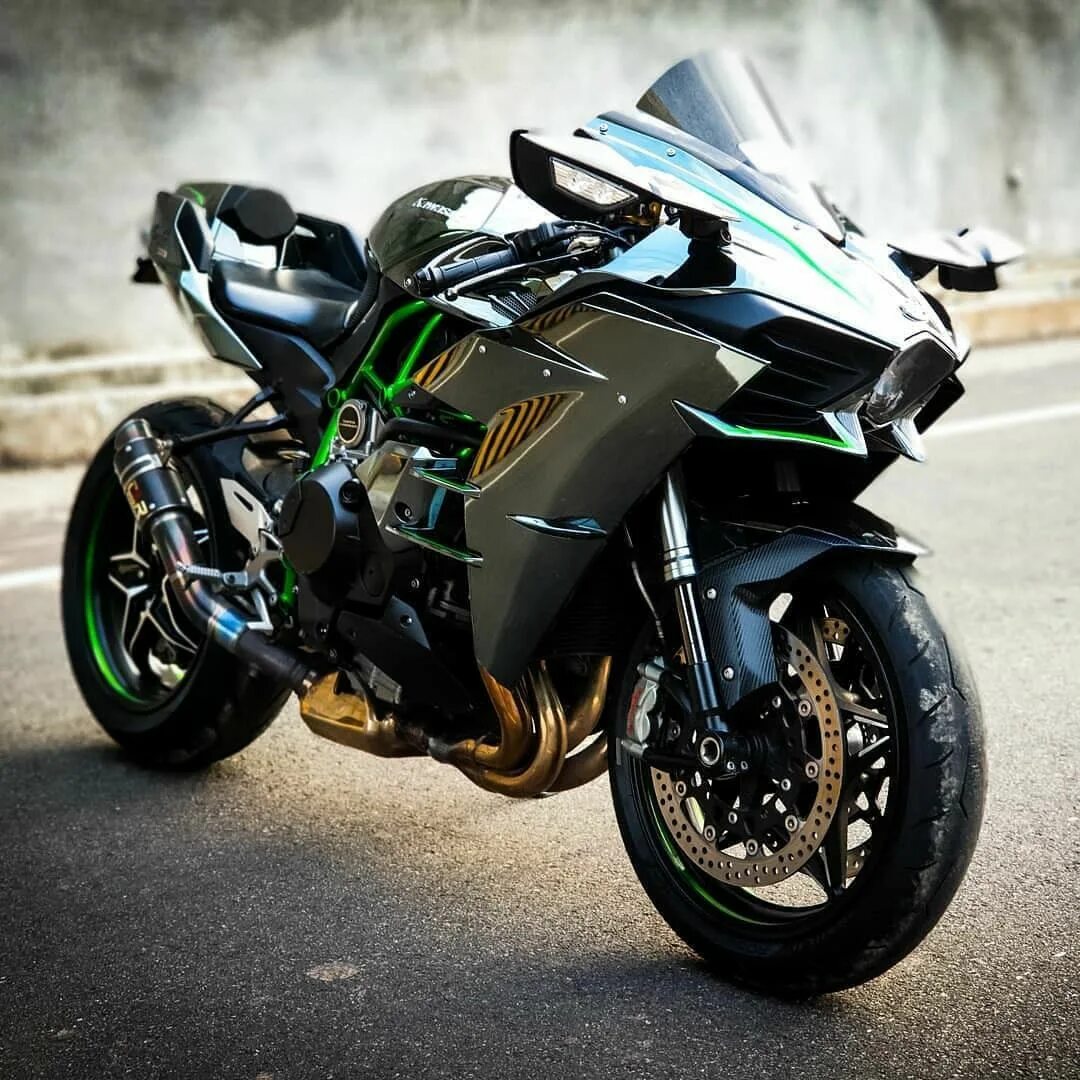 Kawasaki Ninja ZX-10RR Аояма Моторс - официальный дилер