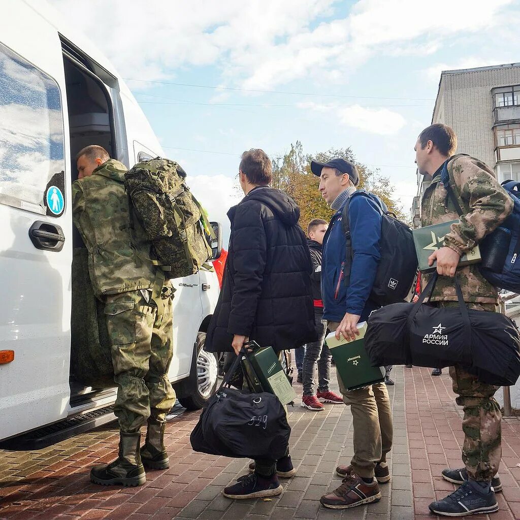 Новая мобилизация в 2024 свежие новости. Мобилизация в России. Мобилизация картинки. Мобилизованные в России. Мобилизация в России фото.