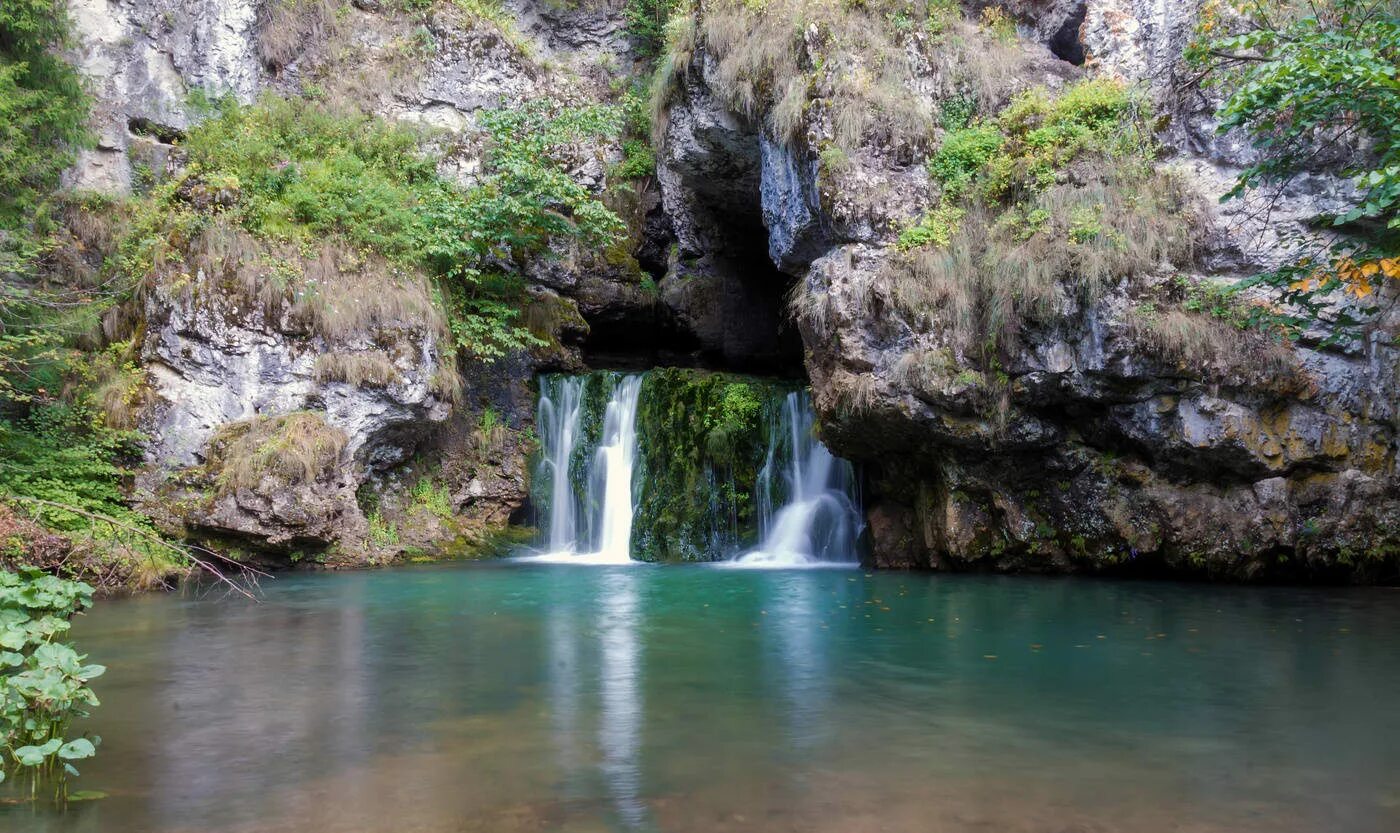 Водопады республики башкортостан. Водопад Атыш летом. Куперля водопад Башкирия. Водопад Атыш дорога. Водопад Атыш на карте.