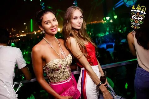 Ночная жизнь девушки
