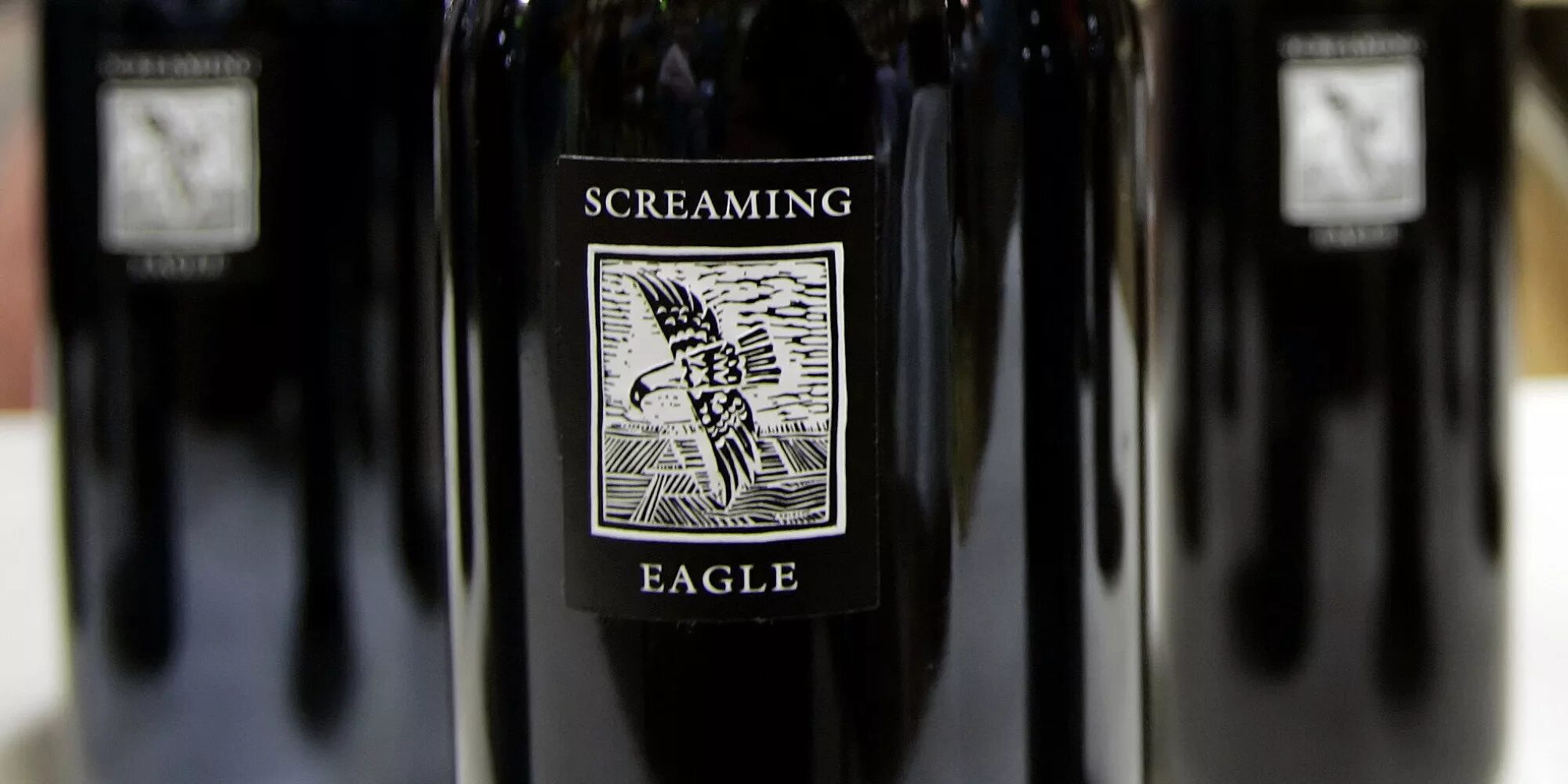 Мир вину. Каберне Совиньон screaming Eagle. Каберне Совиньон screaming Eagle 1992. Screaming Eagle Cabernet Sauvignon 1992. Совиньон screaming Eagle 1992.