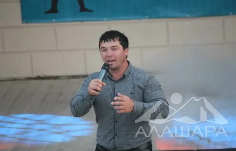 Абазинский певец песни
