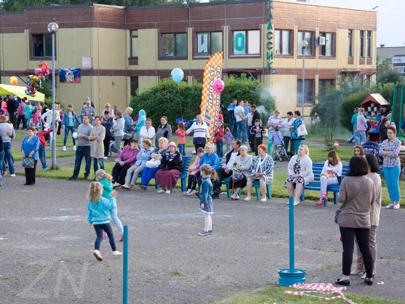 Новосмолинский Нижегородская. Новосмолинский 8 школа Нижегородская. Поселок Новосмолинский. Детский сад Новосмолинский.