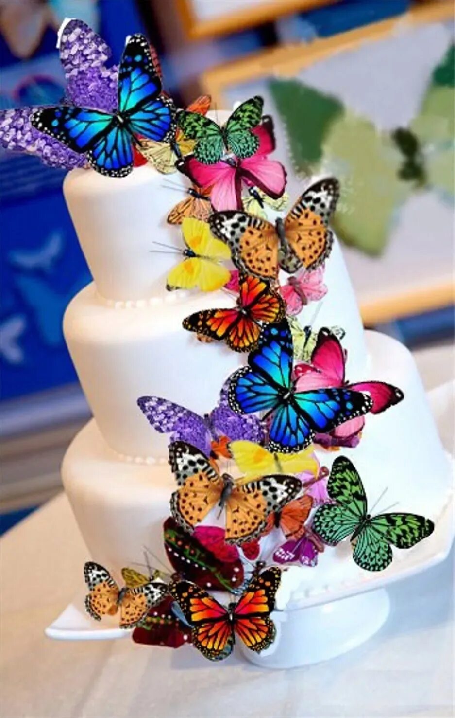 Вафельные бабочки для торта купить. Торт бабочка Баттерфляй. Украшение торта. Торт с бабочками и цветами. Декор торта с бабочками.