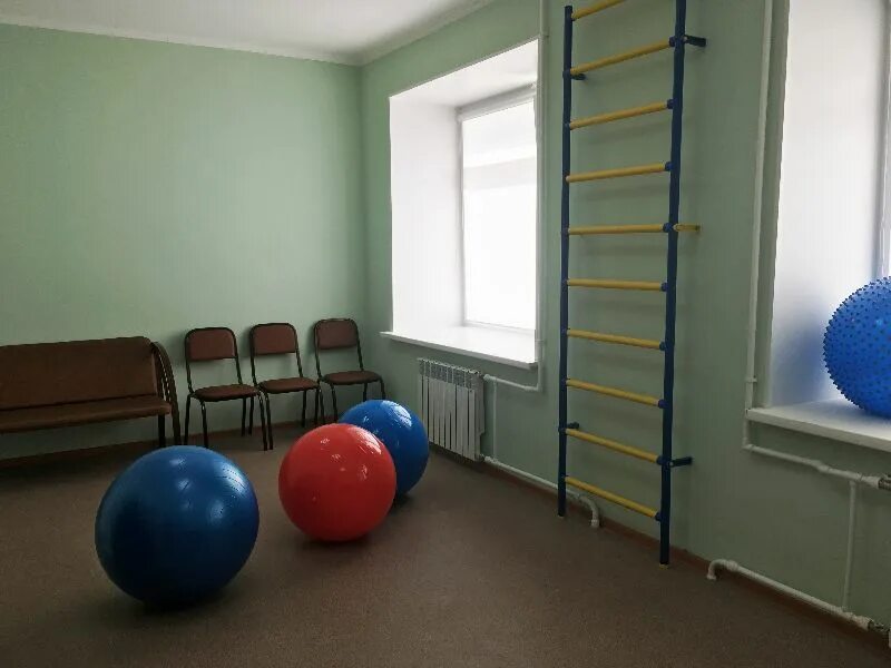 Зал лфк. Помещения лфк. Инвентарь для зала лфк. Зал лечебной физкультуры. Курорт красная пахра спорт зал.