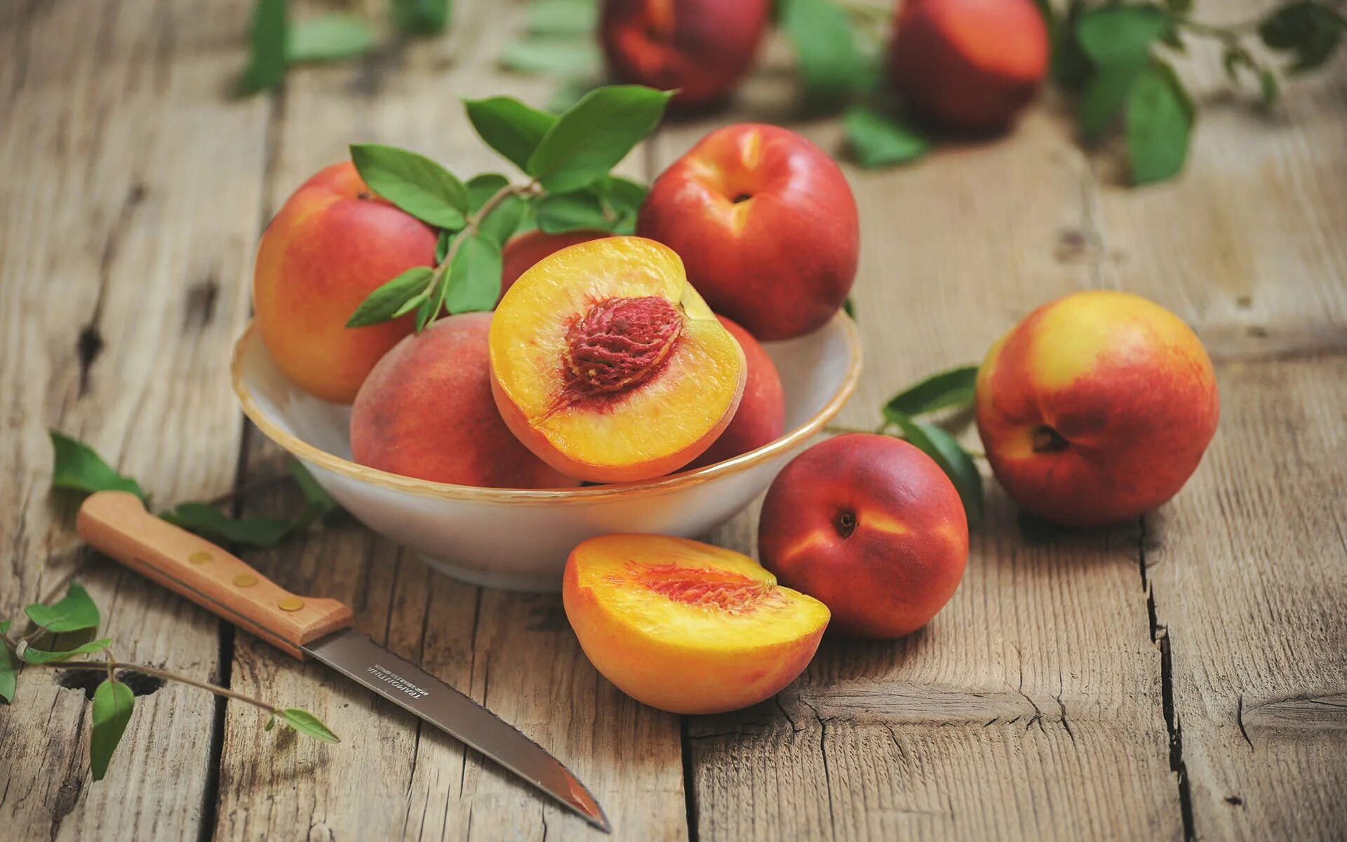 Peach apricot