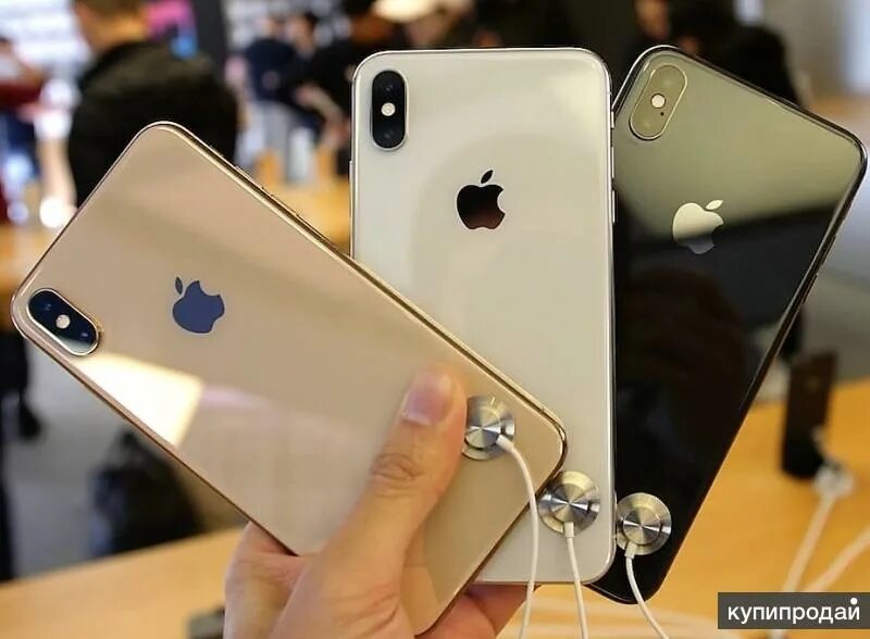 Доступный iphone. Айфон XS 2022. Айфон 11 XS. Айфон XS золотой цвет. Айфон XS Max черный серебряный золотой.