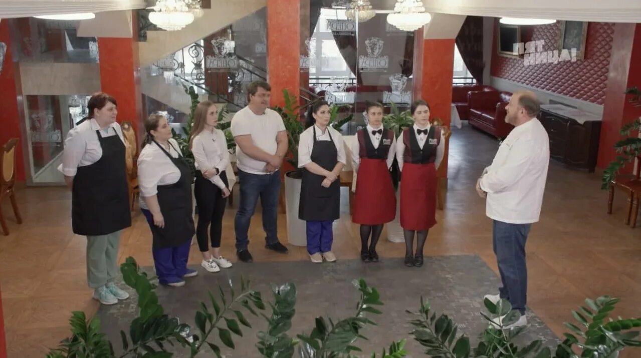 Кафе пекин комсомольск на амуре. На ножах в оренбурге с ивлевым константином. Кафе опера оренбург. Ивлев опера оренбург. Ресторан опера оренбург ивлев.
