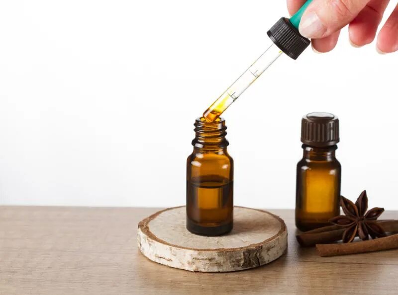 как делают эфирные масла. ароматерапия эфирные масла. как делают эфирные масла. эфирные масла для духов. технологическая схема получения эфирных масел.