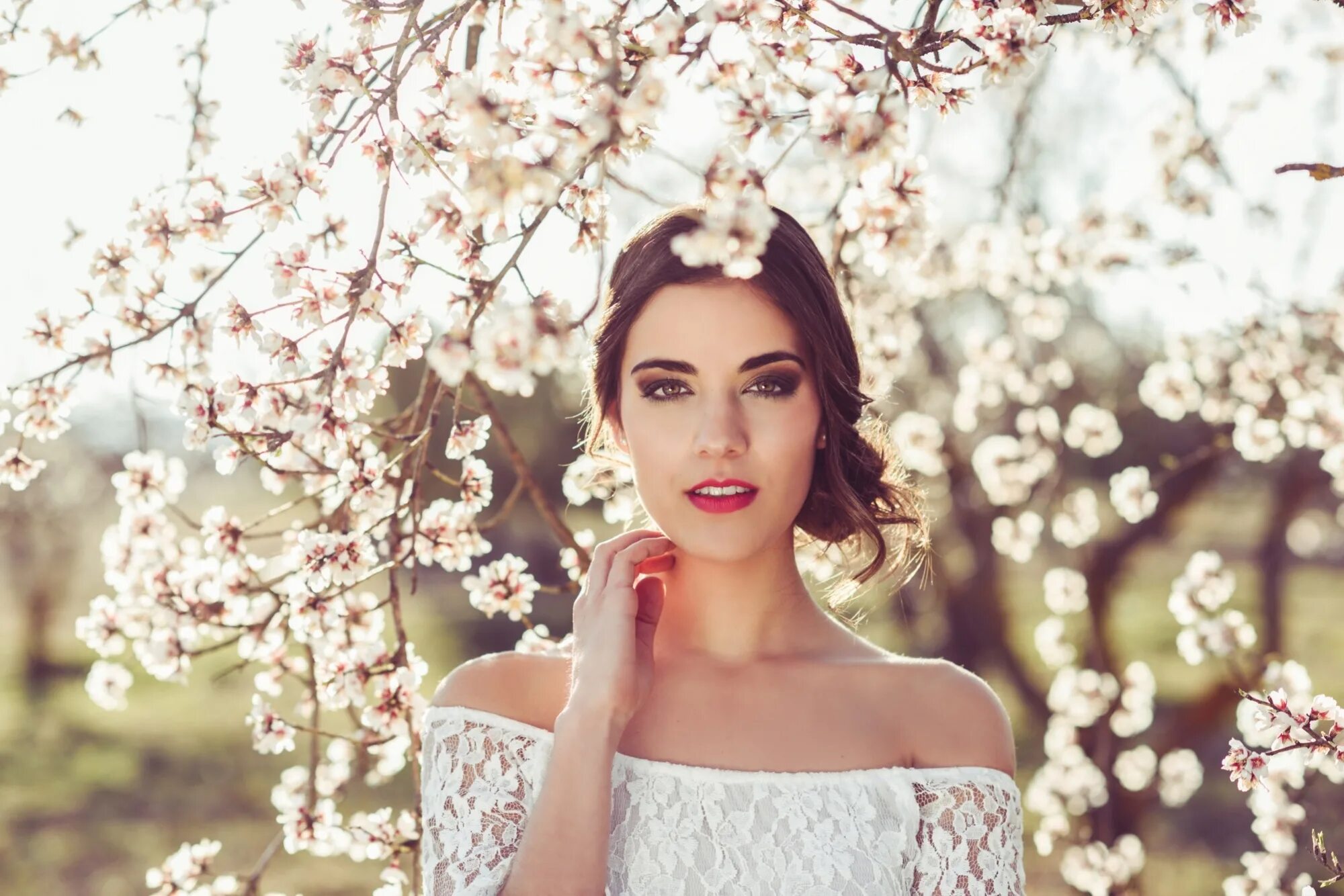 Blossom woman. Девушка в цветущем саду. Фотосессия в цветущих деревьях. Фотосессия в яблоневом цвету.