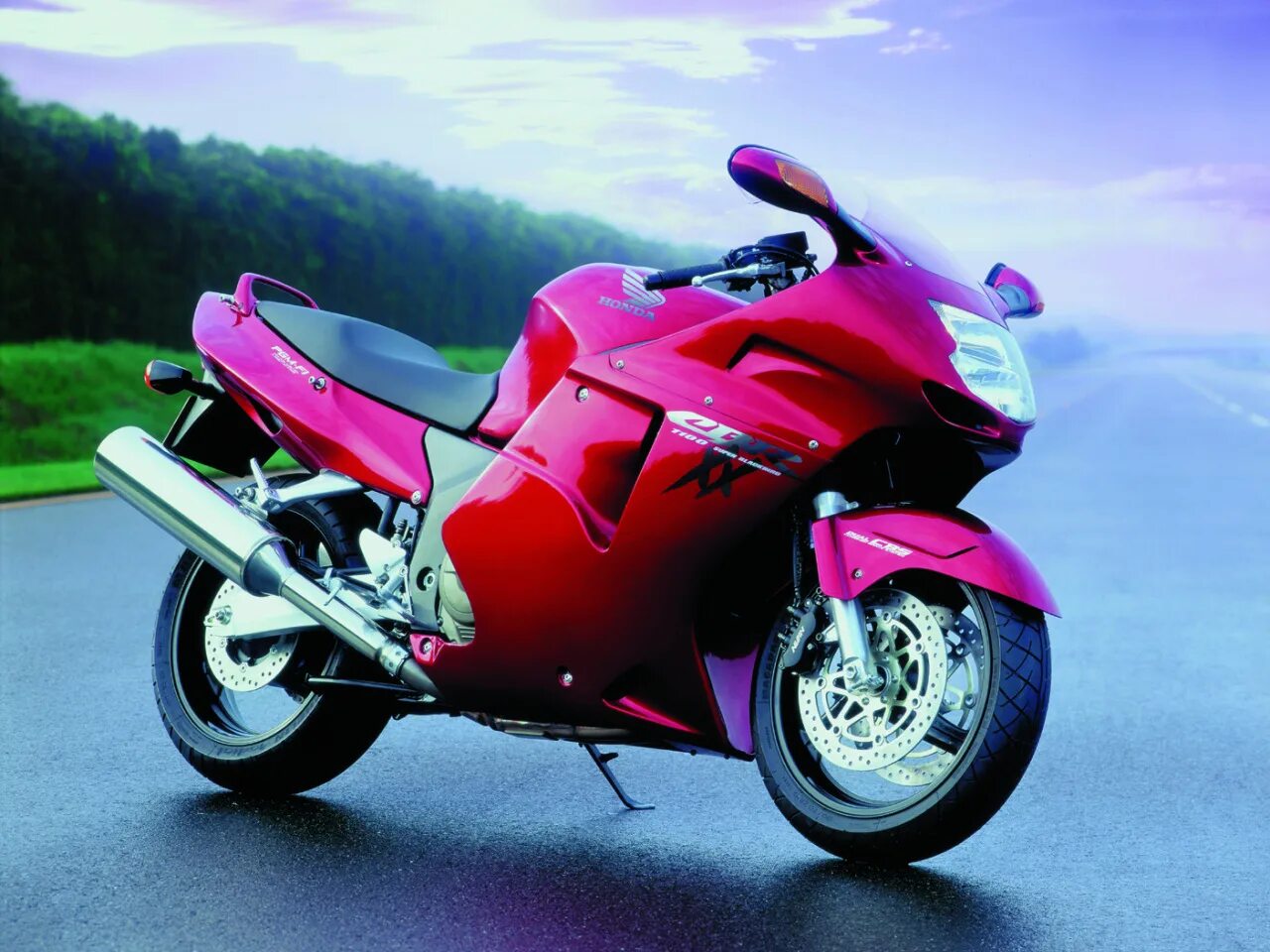 Хонда дрозд 1100. Мотоцикл honda cbr 1100. Honda cbr 1100 blackbird. Хонда сбр 1100. Хонда 1100 хх.