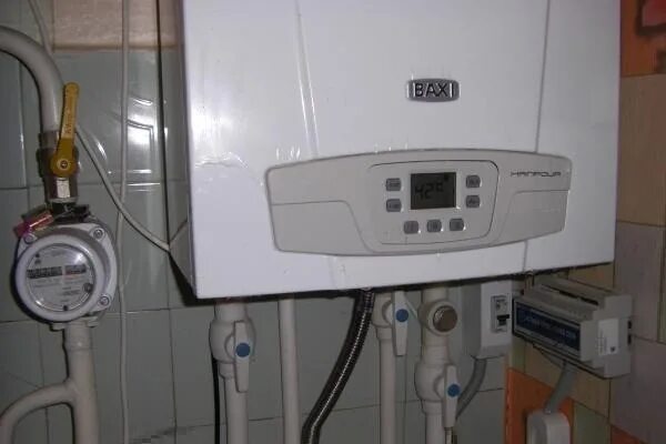 Ошибка е96 на котле baxi. Е 10 на котле бакси. котлы бакси и вайлант. котёл газовый бакси ошибка е10. бакси аристон газовый котел.