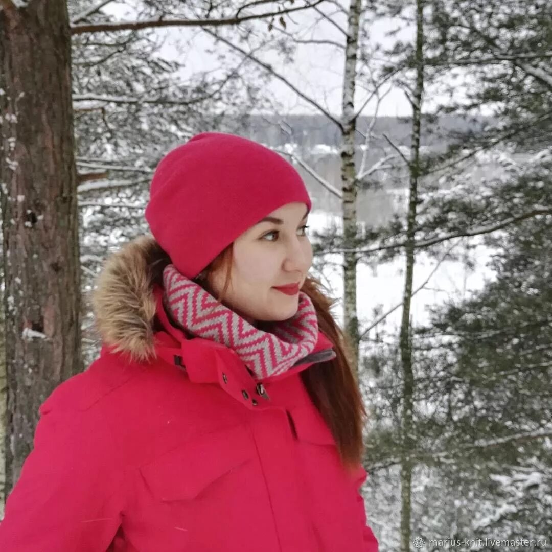 День орджоникидзевского района 2022 уфа. Зимний день. Солнце светило по зимнему неярко. Солнце светило по зимнему. Снег и солнце.