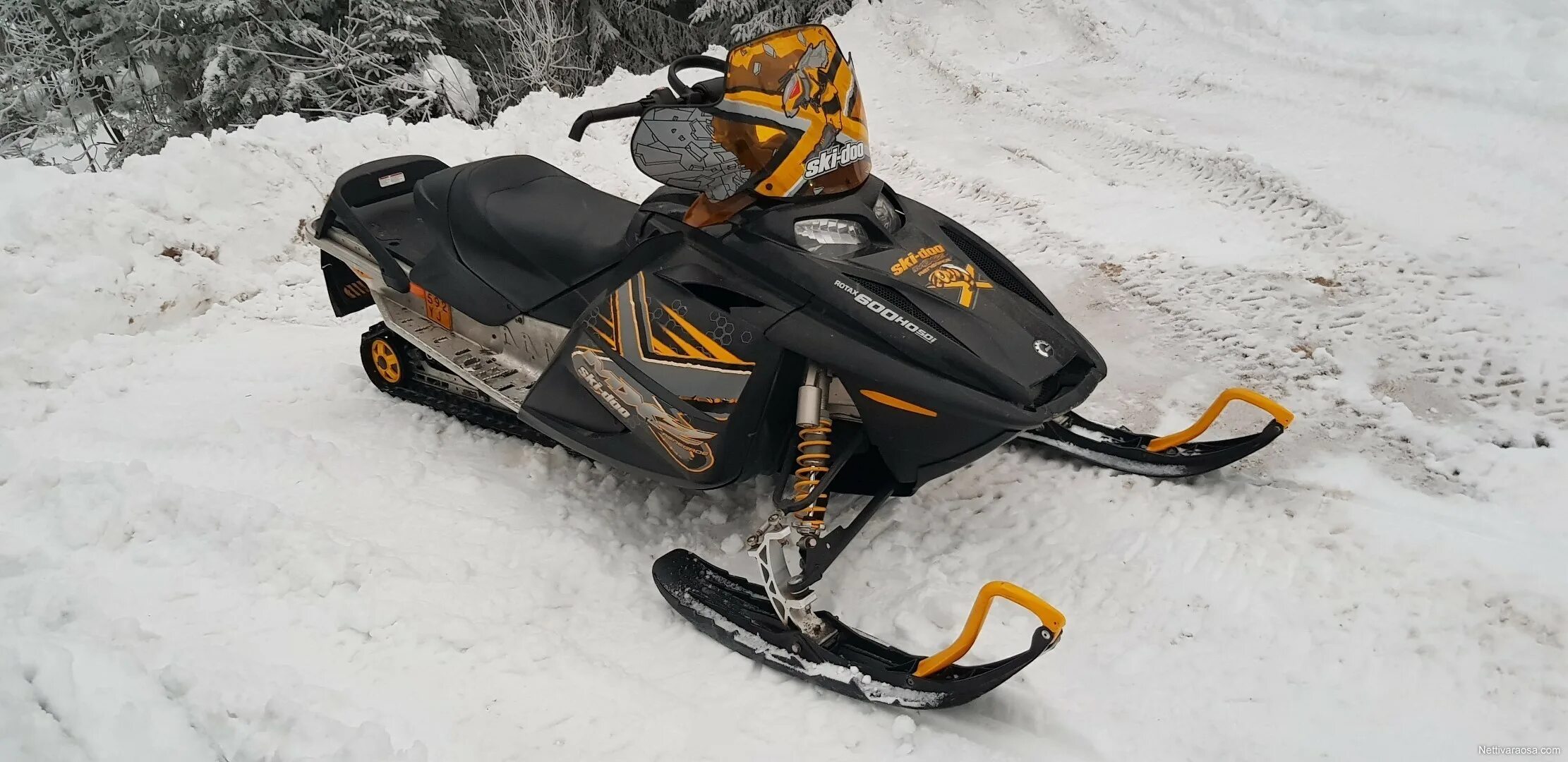 Ski Doo Renegade 600. Ski-Doo MXZ Renegade 600. Снегоход BRP Ski-Doo Renegade 600. BRP MXZ Renegad 600 SDI.