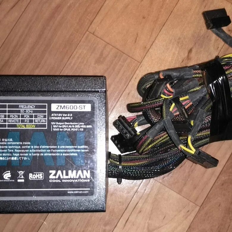 Zm power. Zm600-St. Блок питания Zalman zm600 серийный номер. Zalman zm600glx предохранитель. Dual Power ZM-600x.