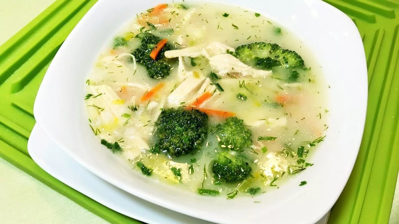 Диетический куриный суп для похудения. Диетический куриный суп для похудения. Суп для похудения. Овощной суп для похудения. Супчик с куриной грудкой.