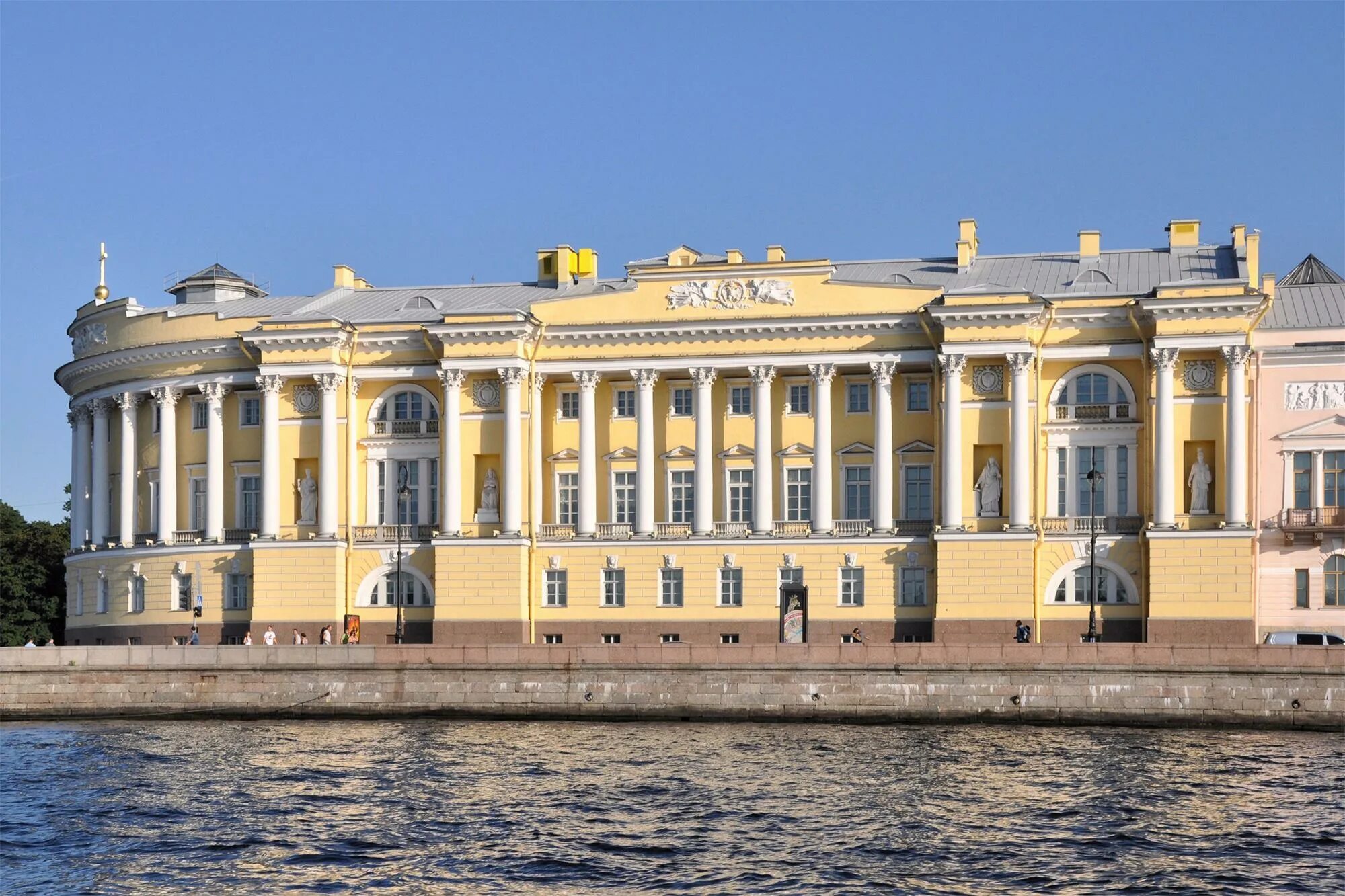 Шохинская лестница в сенатском дворце. Здание сената и синода в санкт-петербурге. Здание сената и синода в санкт-петербурге. Здание сената и синода 1829 1834. Судно сената.