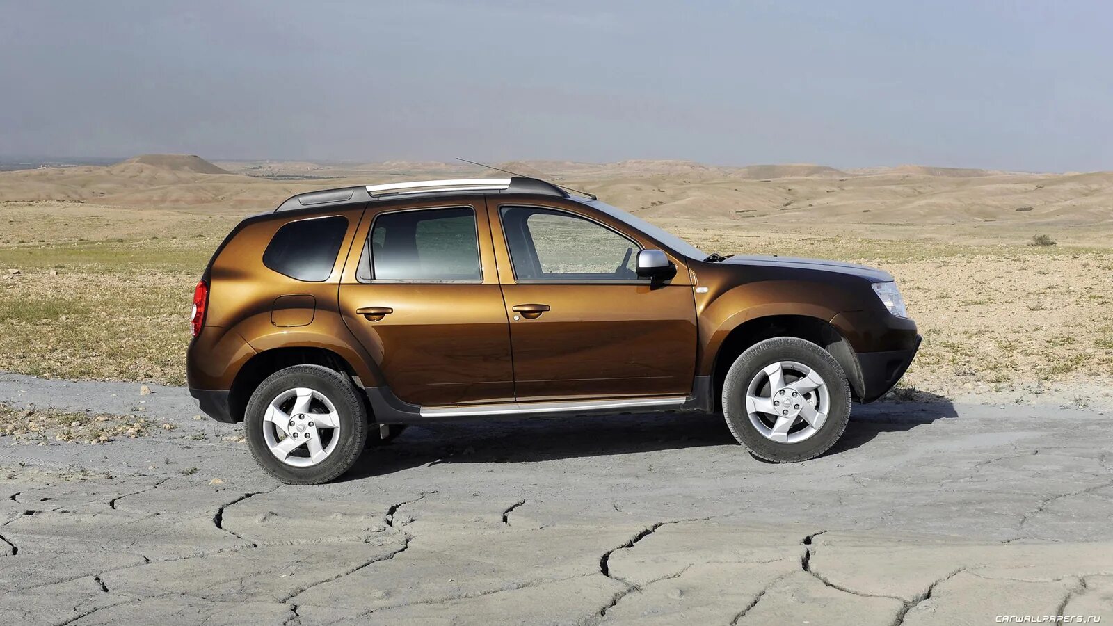 Иномарки до 600000. Duster 2010. Dacia Duster 2010. Dacia Duster 2010-2013. Машина Renault Duster.